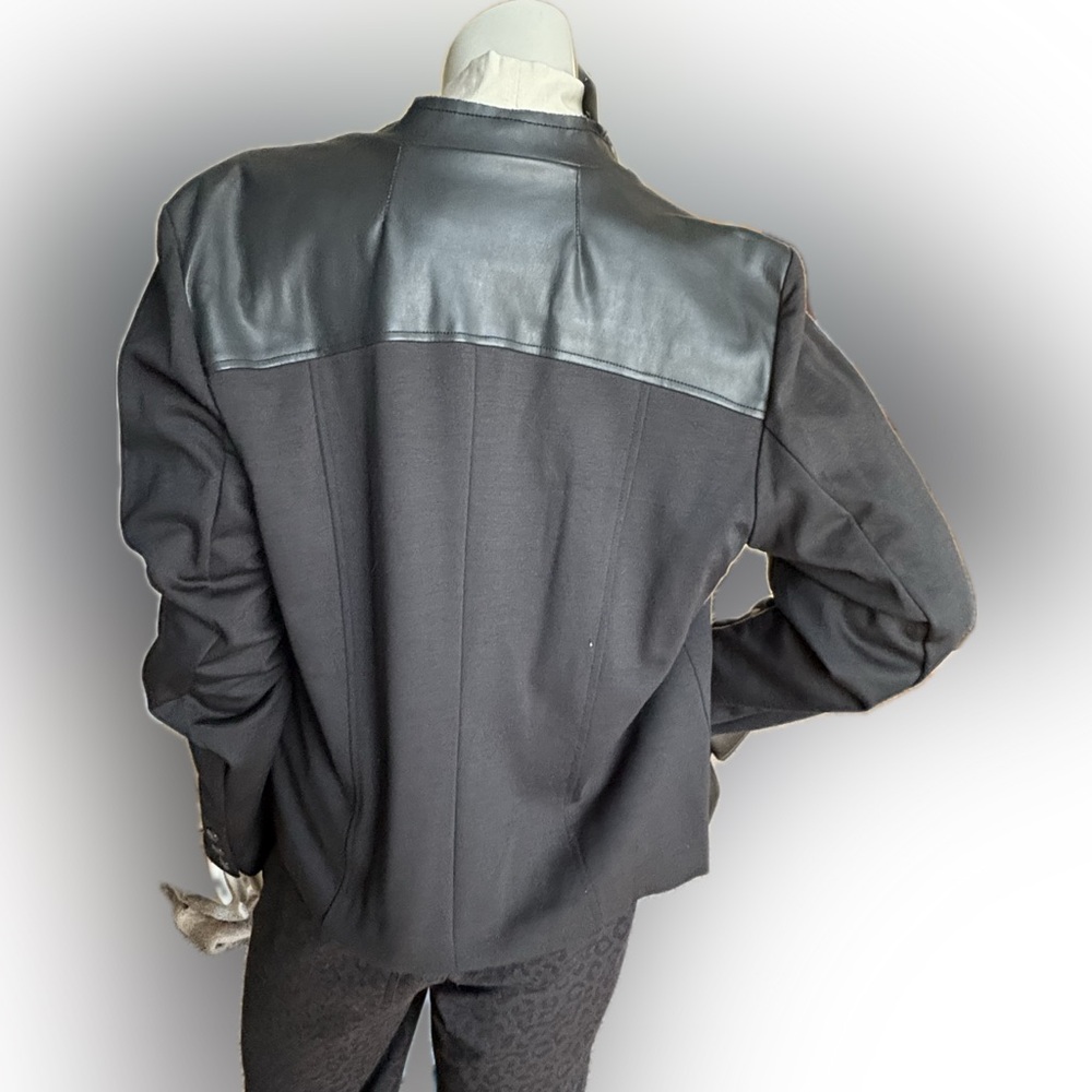 NWOT‎ Women’s edyson black faux leather and knit 
jacket / blazer w/ pockets XXL - Picture 5 of 9